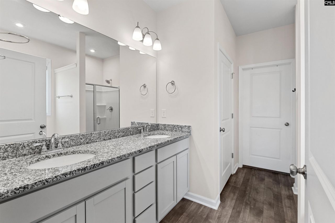 945 Woodcreek Farms Road Photo 14