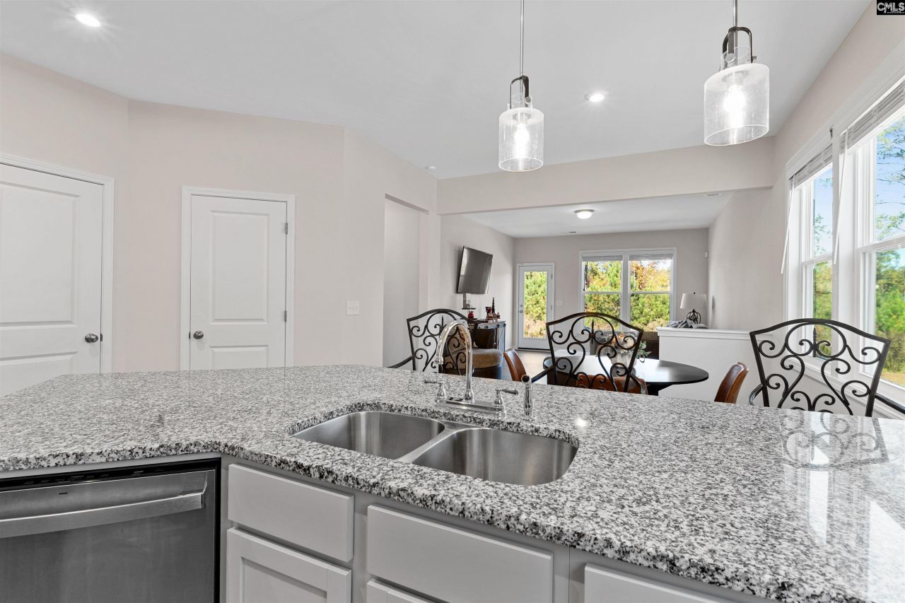 945 Woodcreek Farms Road Photo 8