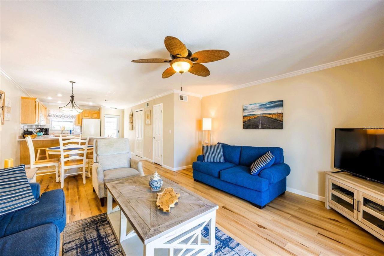 6777 Winkler Road, Unit 150, Fort Myers, FL 33919 Photo