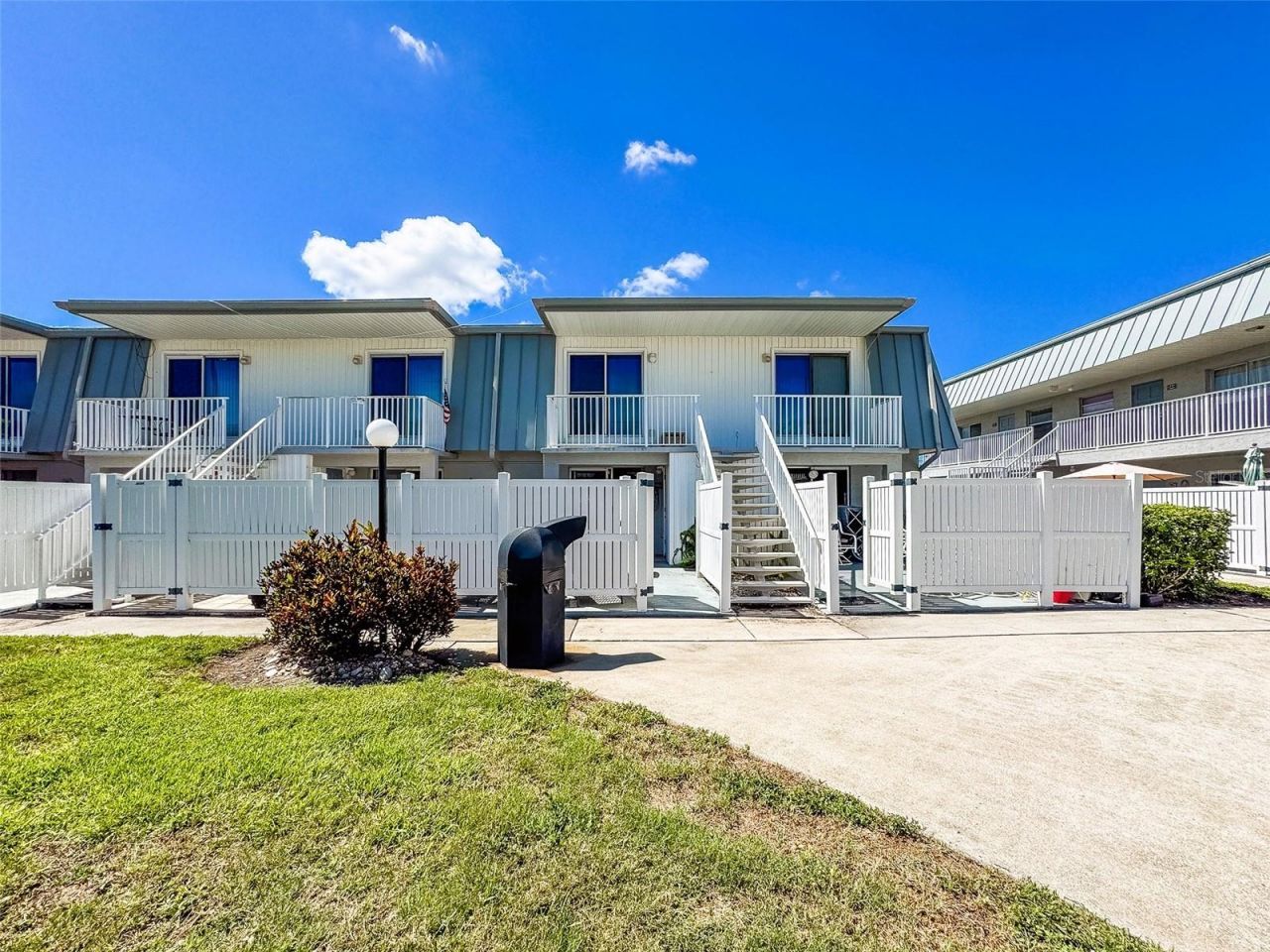 6777 Winkler Road, Unit 150, Fort Myers, FL 33919 Photo