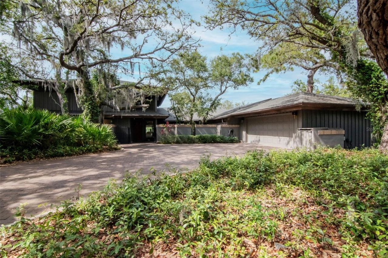 1296 Weybridge Lane, Dunedin, FL 34698 Photo