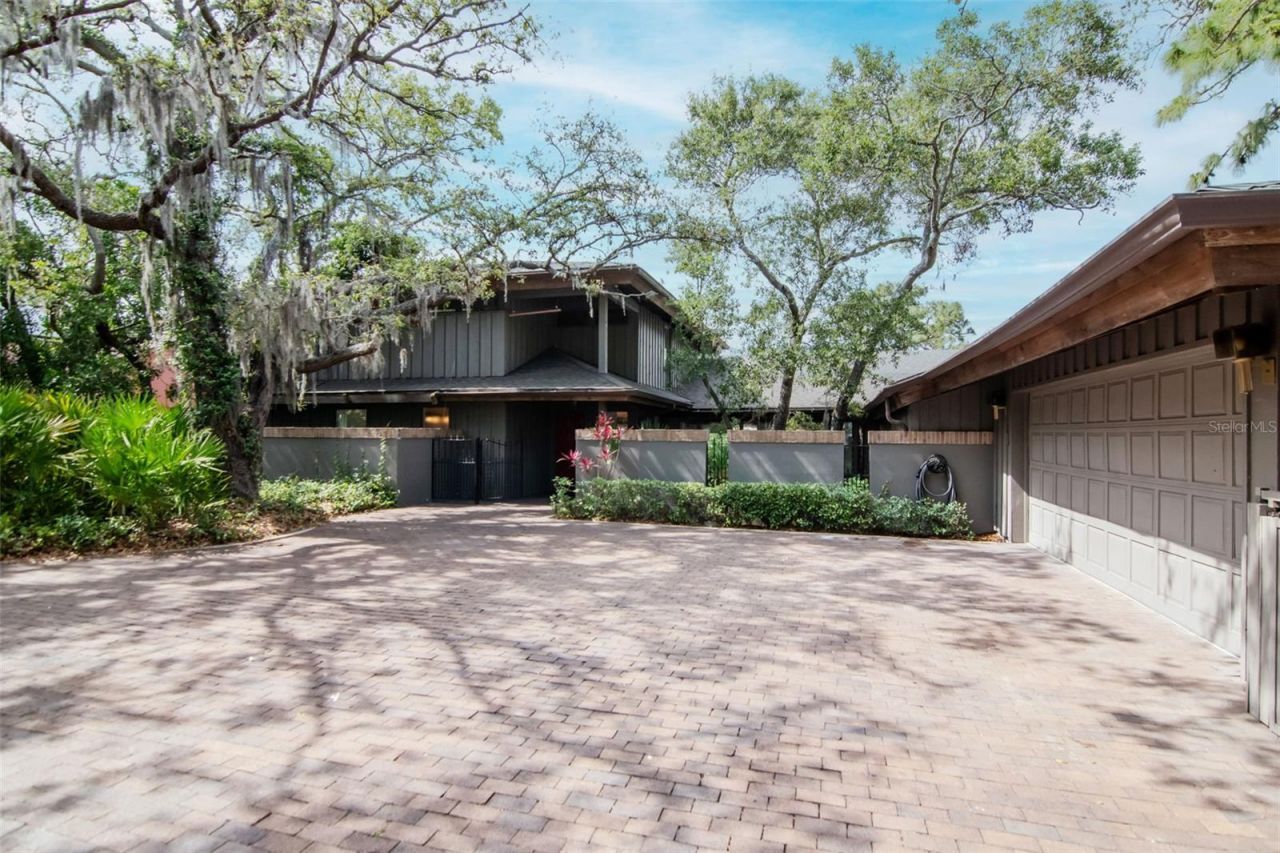 1296 Weybridge Lane, Dunedin, FL 34698 Photo