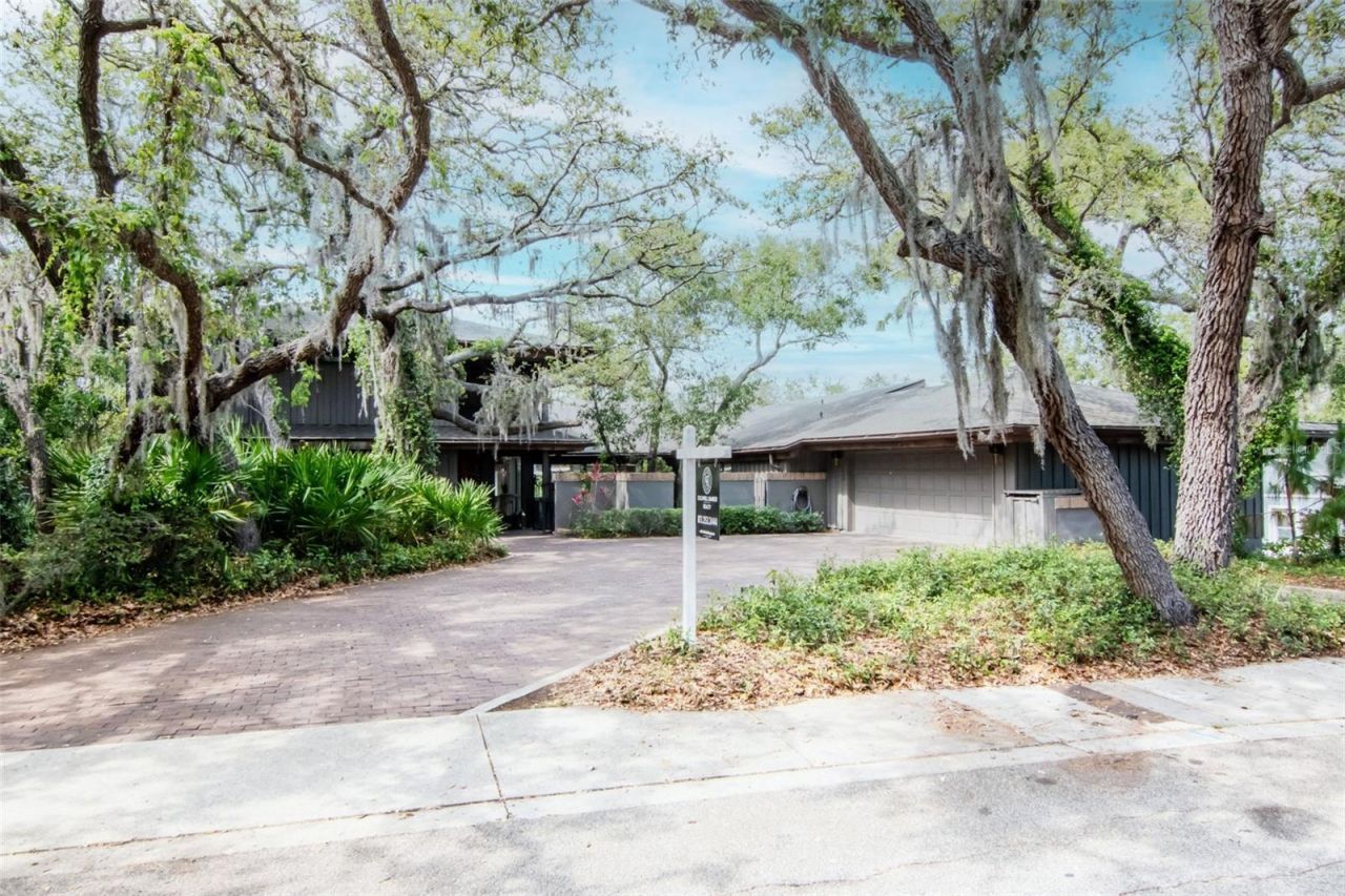 1296 Weybridge Lane, Dunedin, FL 34698 Photo