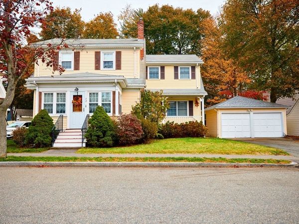 72 Oakland Ave, Quincy, MA 02170