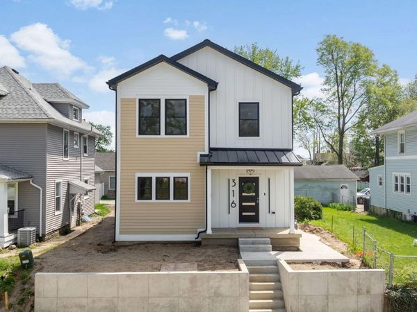 316 Howard Street, South Bend, IN 46617