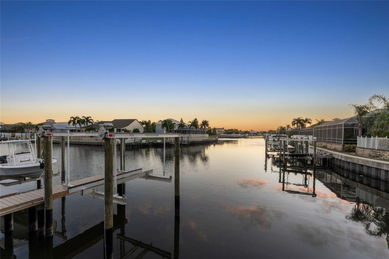 5603 Tybee Island Drive, Apollo Beach, FL 33572 Photo