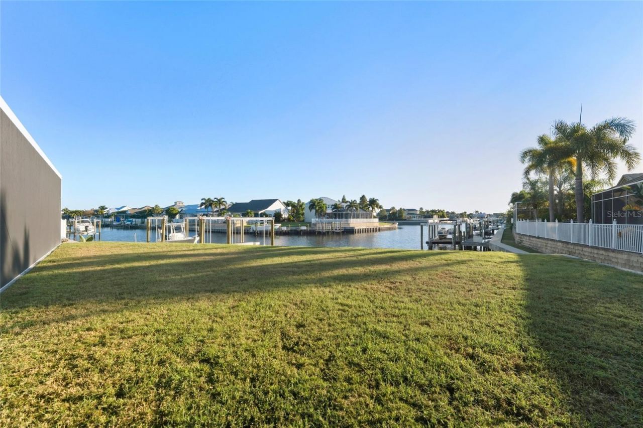 5603 Tybee Island Drive, Apollo Beach, FL 33572 Photo