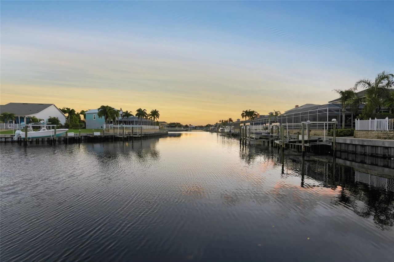 5603 Tybee Island Drive, Apollo Beach, FL 33572 Photo