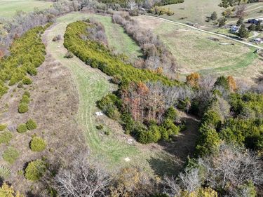 1100 Old Dixville Road, Harrodsburg, KY 40330