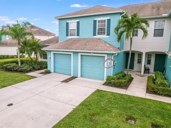 3635 Pine Oak CIR, Unit 102, FORT MYERS, FL 33916