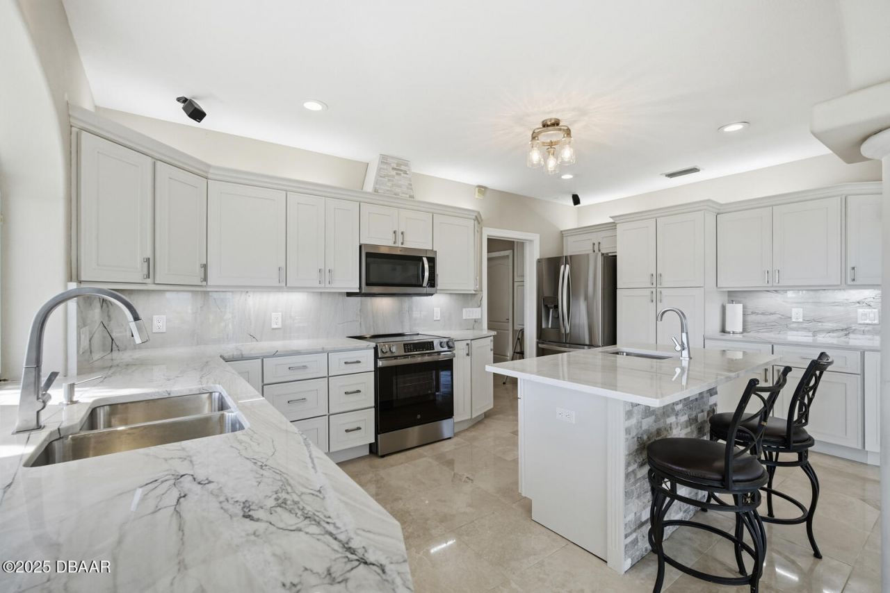 100 Sandpiper Ridge Drive, Ormond Beach, FL 32176 Photo