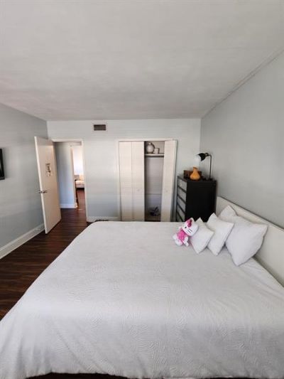 1821 NE 62nd St, Unit 431, Fort Lauderdale, FL 33308 Photo