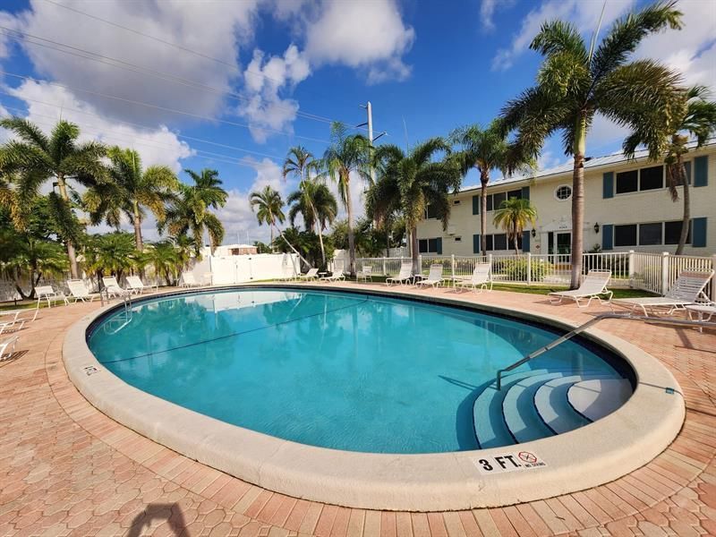 1821 NE 62nd St, Unit 431, Fort Lauderdale, FL 33308 Photo