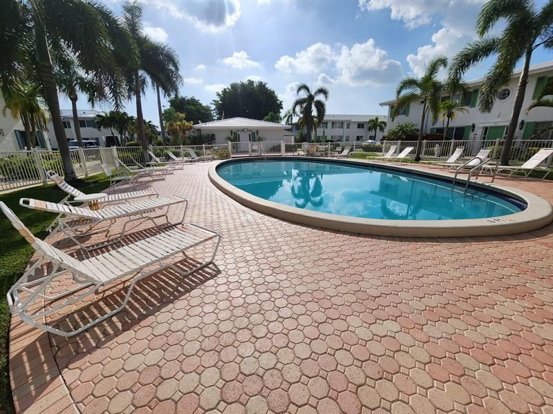 1821 NE 62nd St, Unit 431, Fort Lauderdale, FL 33308 Photo