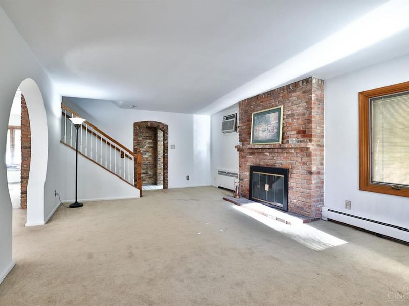 1650 Colonial Drive, Green Township, OH 45238 Photo 6