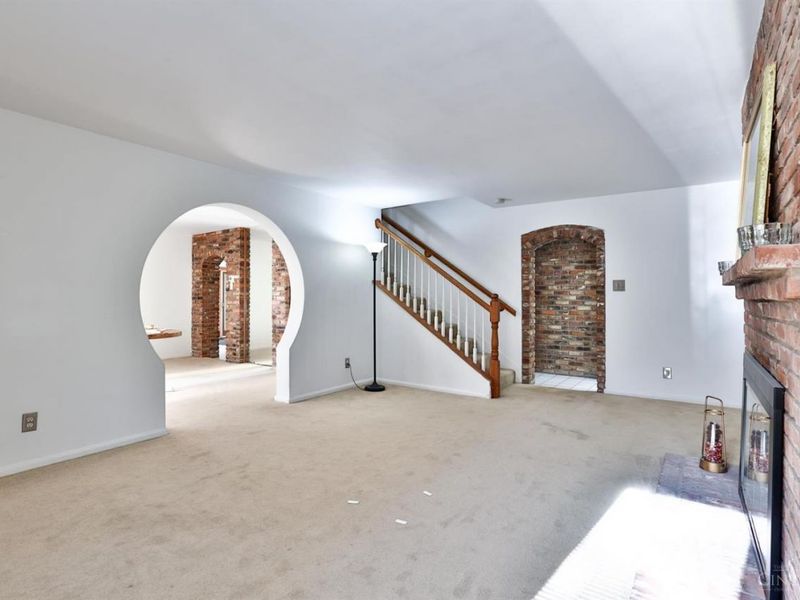 1650 Colonial Drive, Green Township, OH 45238 Photo 7
