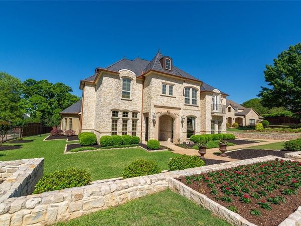 3904 Wagon Wheel Drive, Grapevine, TX 76051