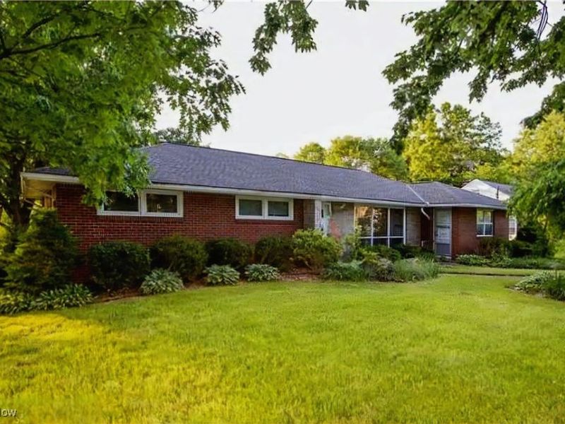 38850 Detroit Road, Avon, OH 44011 Photo 1