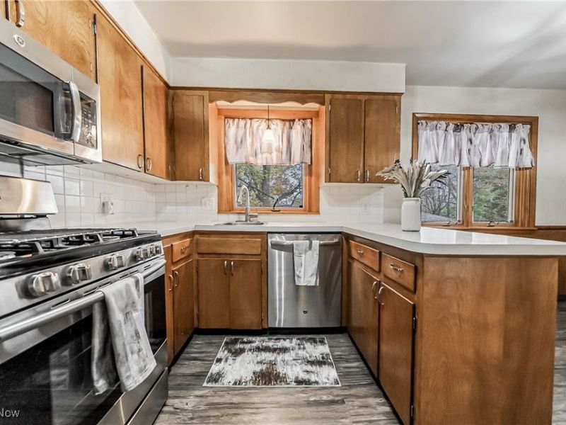 38850 Detroit Road, Avon, OH 44011 Photo 10