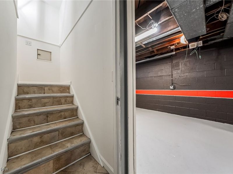 38850 Detroit Road, Avon, OH 44011 Photo 30