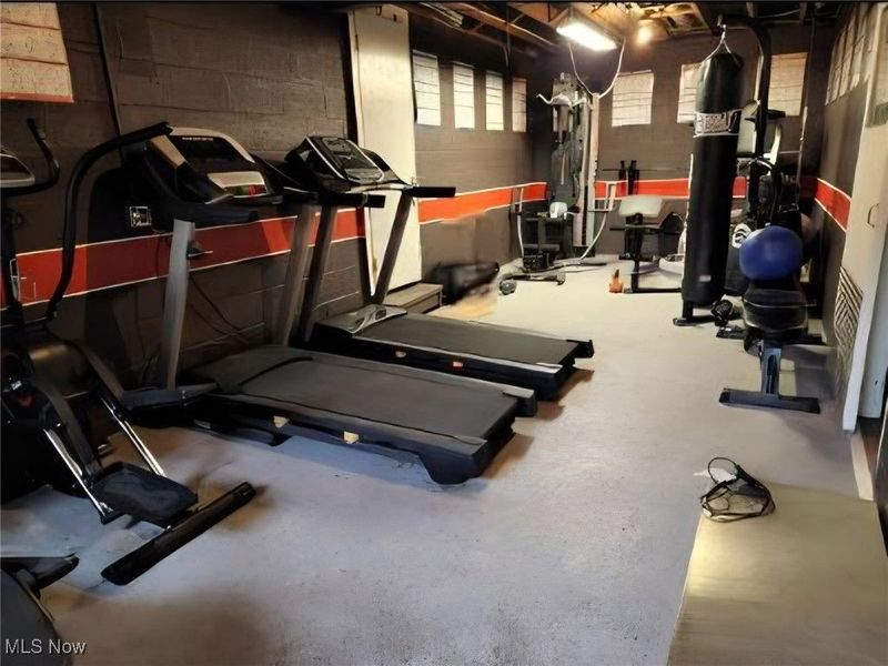 38850 Detroit Road, Avon, OH 44011 Photo 36