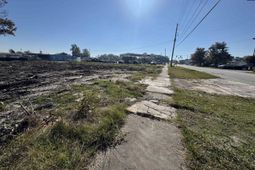 208 Mitchell Street photo 4