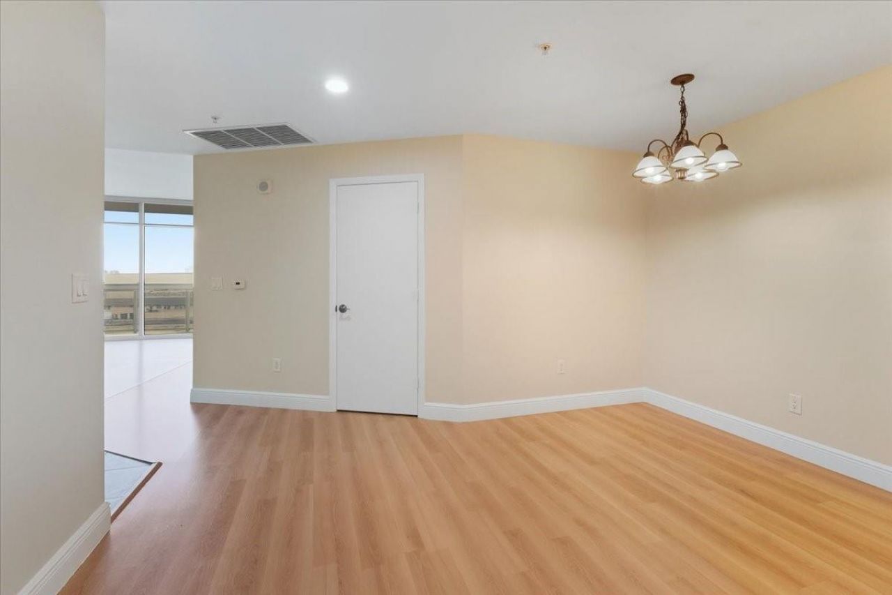 1945 S Ocean Drive, Unit 509, Hallandale Beach, FL 33009 Photo