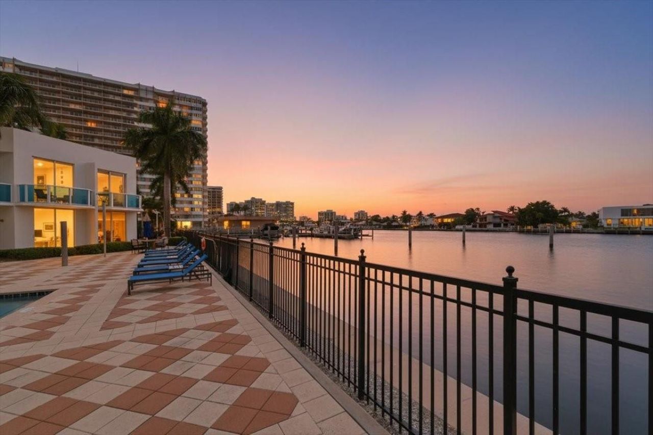 1945 S Ocean Drive, Unit 509, Hallandale Beach, FL 33009 Photo