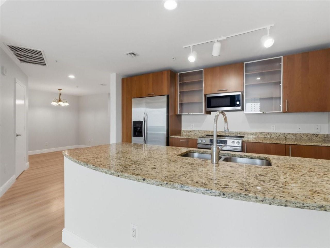 1945 S Ocean Drive, Unit 509, Hallandale Beach, FL 33009 Photo