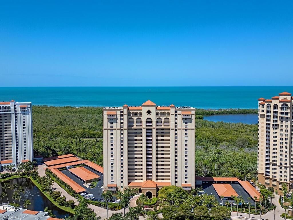6585 Nicholas Blvd, Unit 1102, Naples, FL 34108 Photo