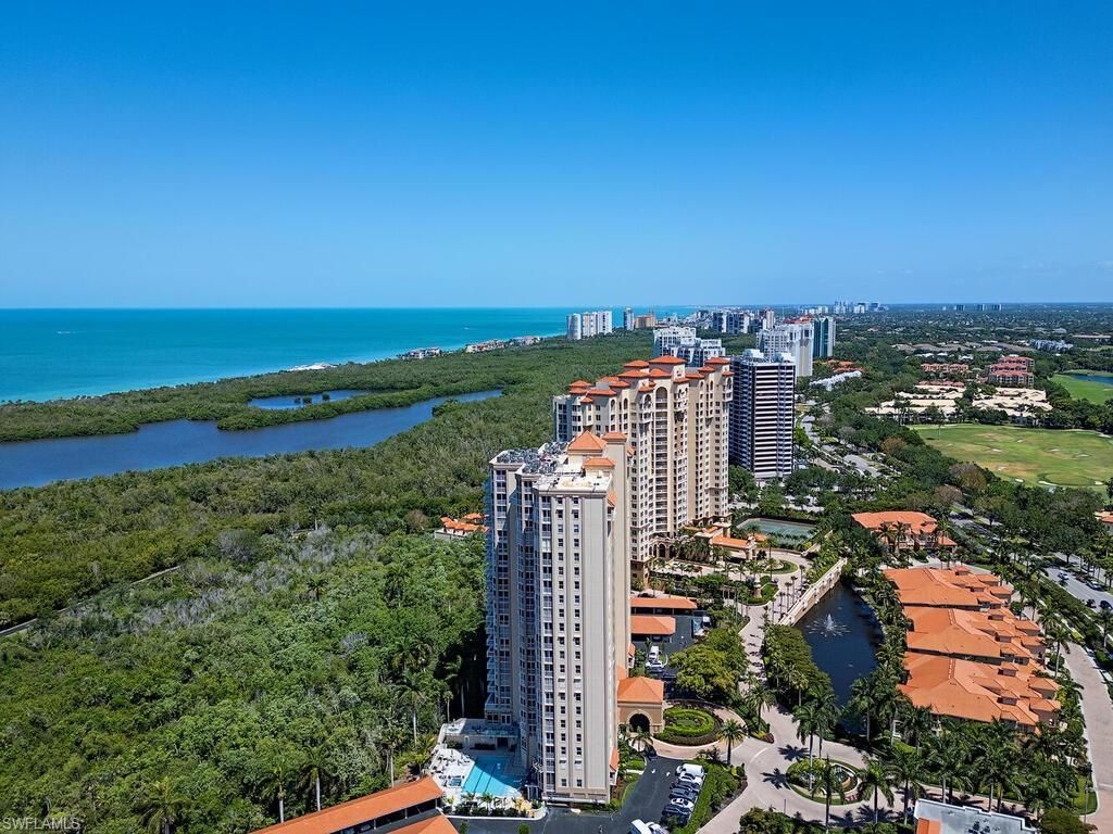 6585 Nicholas Blvd, Unit 1102, Naples, FL 34108 Photo