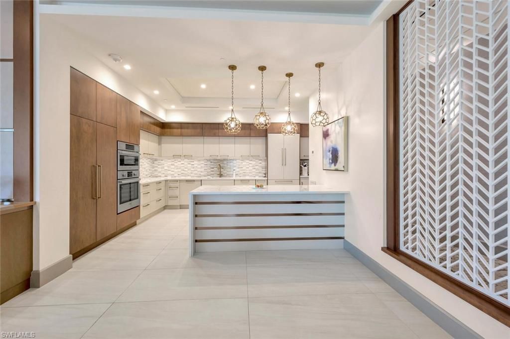 6585 Nicholas Blvd, Unit 1102, Naples, FL 34108 Photo