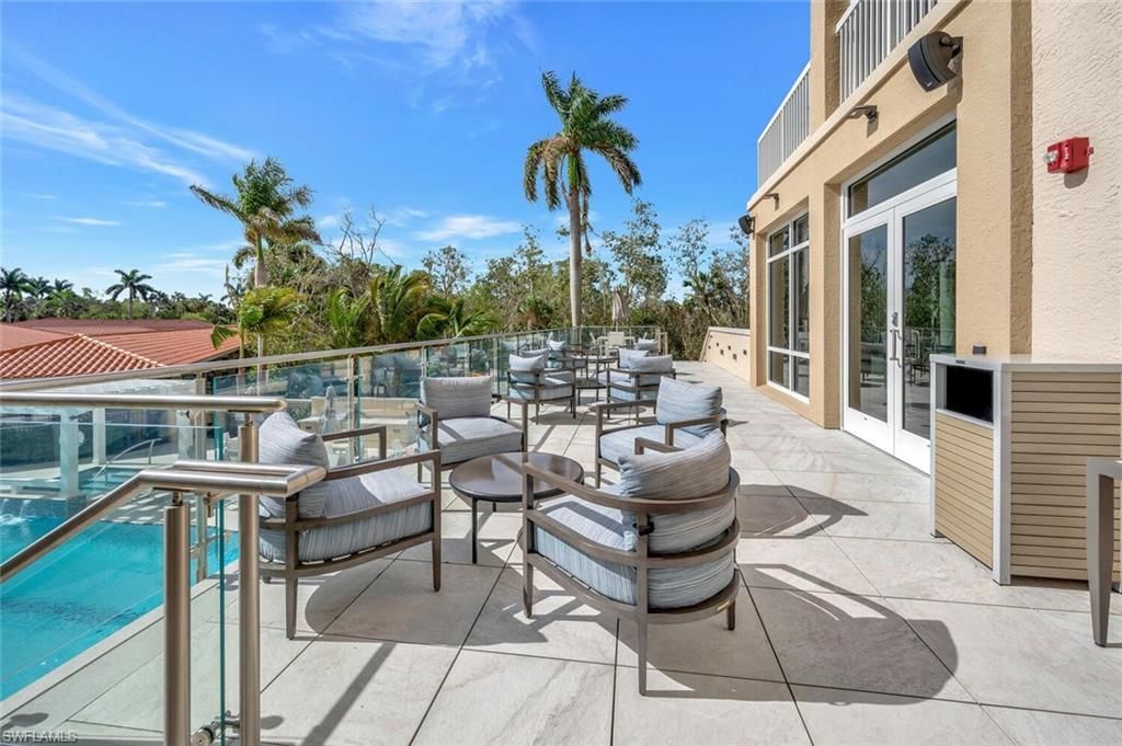 6585 Nicholas Blvd, Unit 1102, Naples, FL 34108 Photo