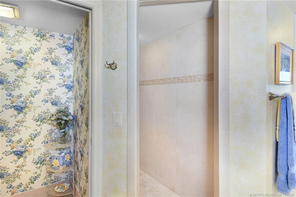 9600 S Ocean Drive, Unit 1009, Jensen Beach, FL 34957 Photo