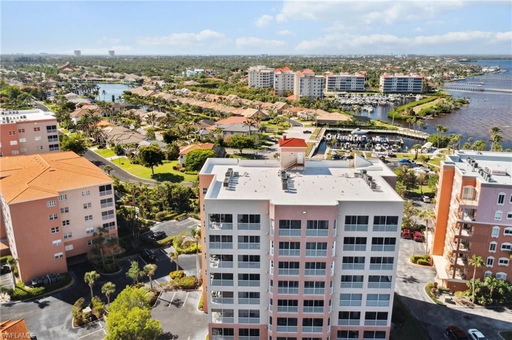 14815 Laguna Dr, Unit 702, Fort Myers, FL 33908 Photo