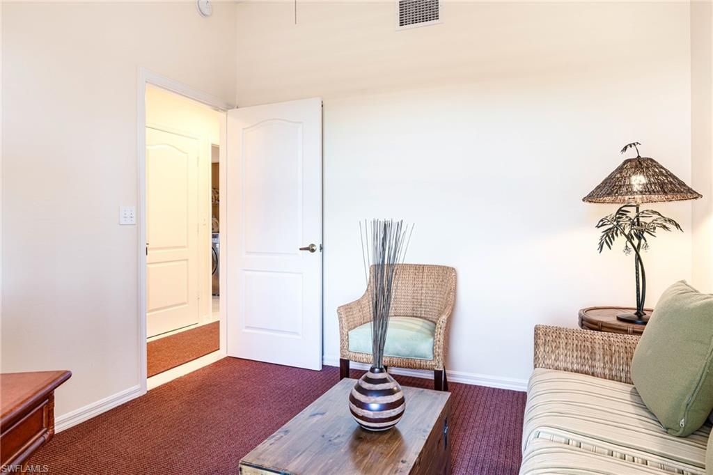 14815 Laguna Dr, Unit 702, Fort Myers, FL 33908 Photo
