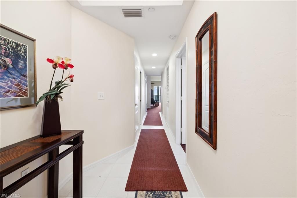 14815 Laguna Dr, Unit 702, Fort Myers, FL 33908 Photo