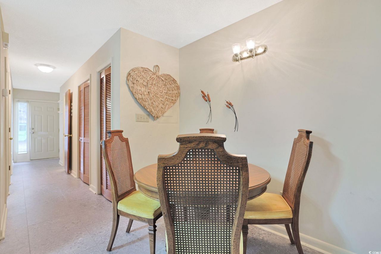 500 Fairway Village Dr. Photo 9