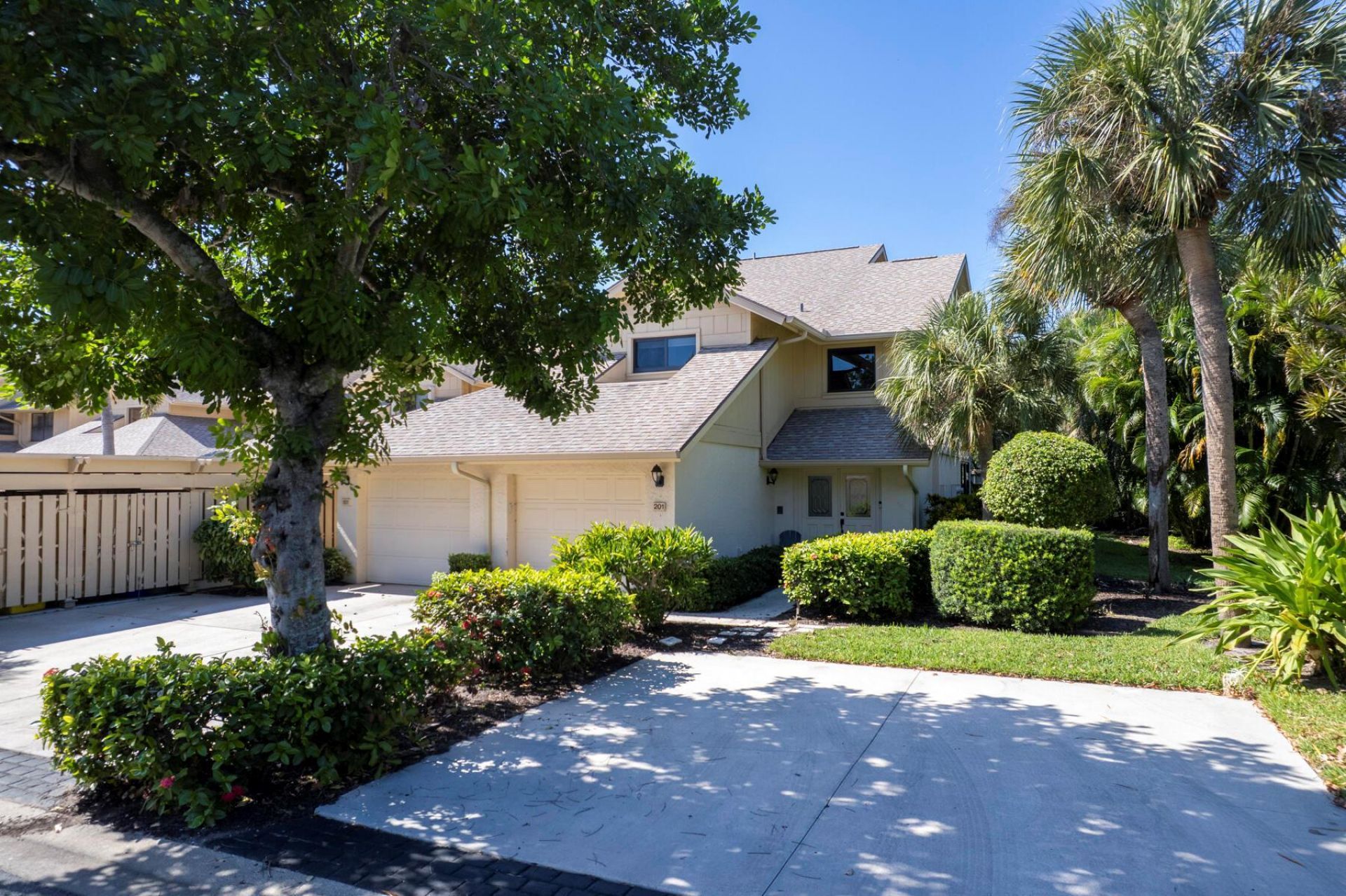 17137 Waterbend Drive, Unit 201, Jupiter, FL 33477 Photo