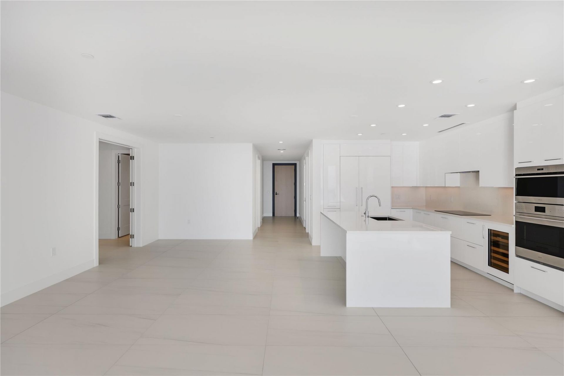 153 N Seabreeze Boulevard, Unit 1001S, Fort Lauderdale, FL 33304 Photo