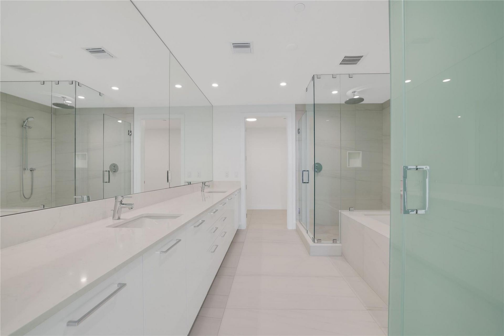 153 N Seabreeze Boulevard, Unit 1001S, Fort Lauderdale, FL 33304 Photo