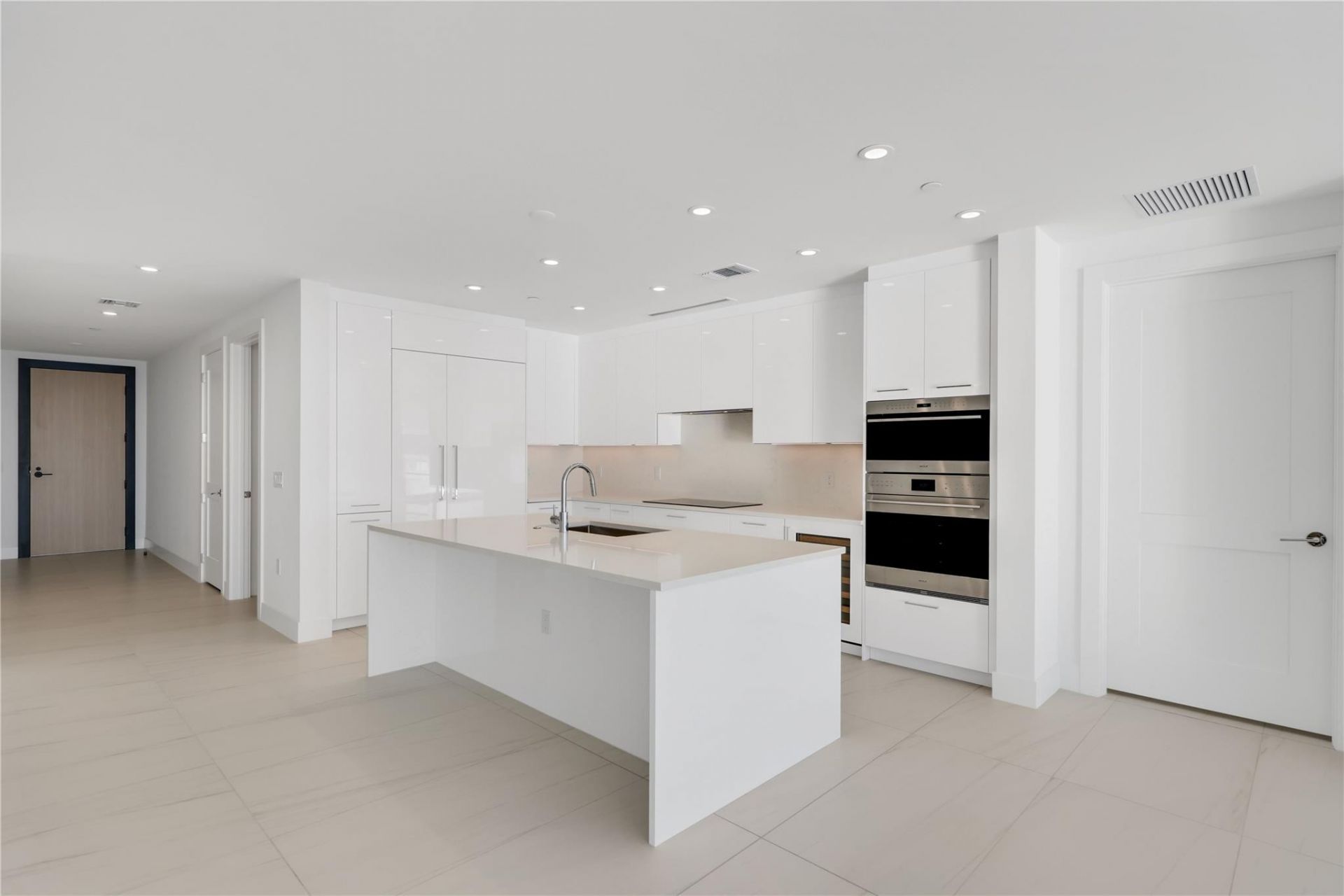 153 N Seabreeze Boulevard, Unit 1001S, Fort Lauderdale, FL 33304 Photo