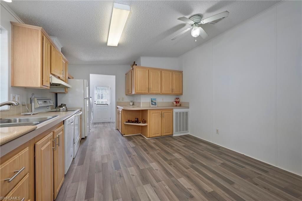 276 Grosbeak Ln, Unit 276, Naples, FL 34114 Photo