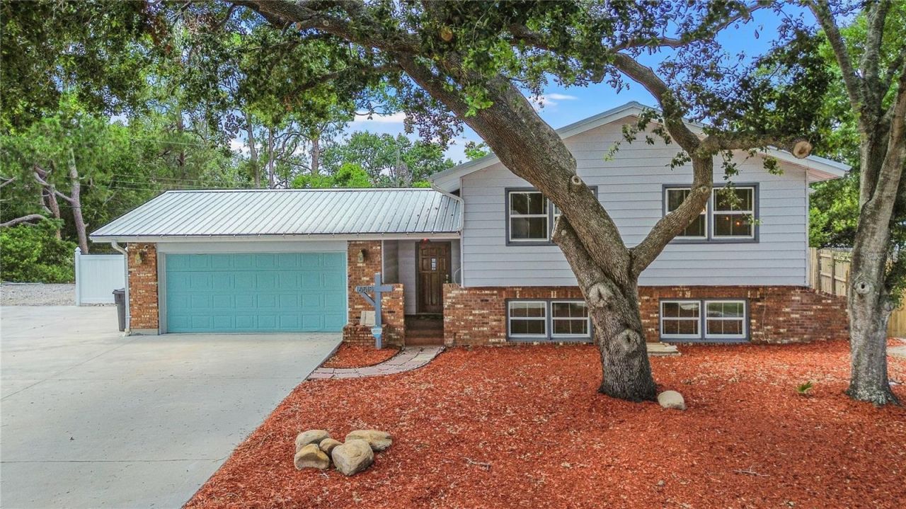 6515 Dimarco Road, Tampa, FL 33634 Main Photo