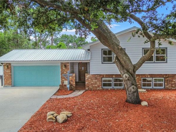 6515 DIMARCO ROAD, TAMPA, FL 33634