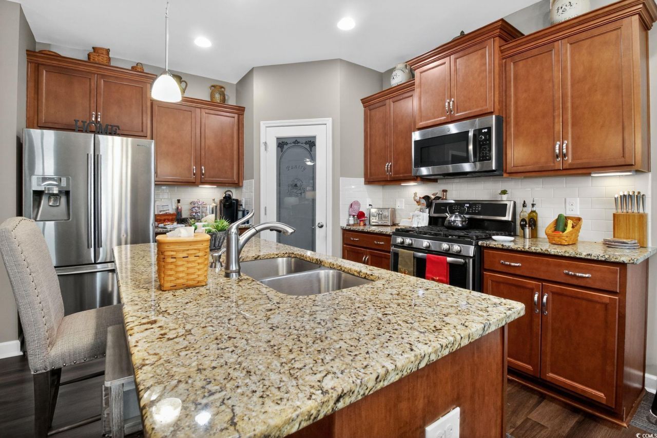 192 Heron Lake Ct. Photo 13