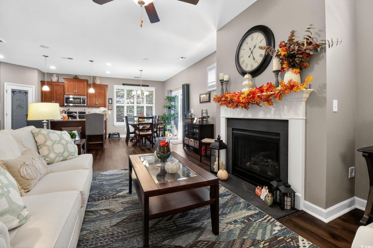 192 Heron Lake Ct. Photo 6