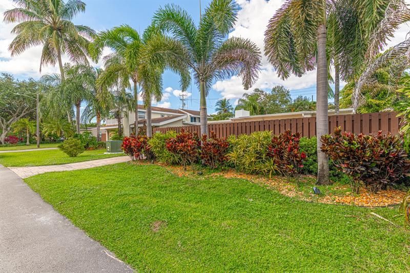 1717 SW 12th Court, Fort Lauderdale, FL 33312 Photo