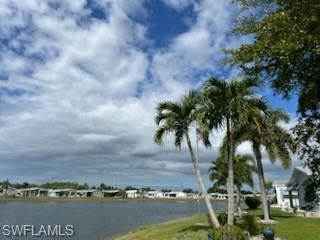 265 Lakeside Dr, North Fort Myers, FL 33903 Photo