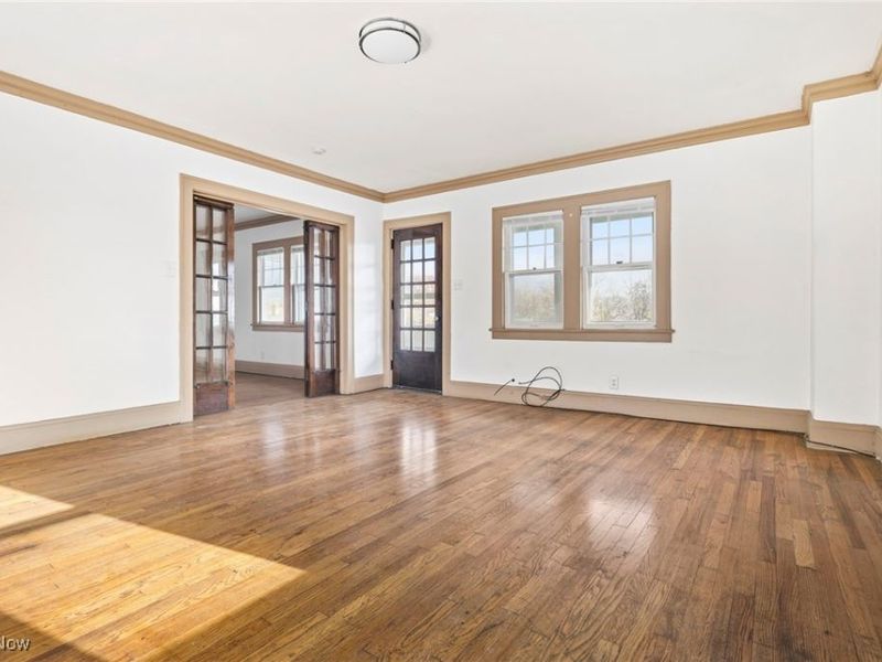 15709 Halliday Avenue, Cleveland, OH 44110 Photo 5